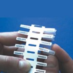 Пластиковые вставки для кабельных контейнеров для печати на плоттере Brady ifcc-4x18-wt-3dtr, белые, 4x18 мм, 1026 шт
