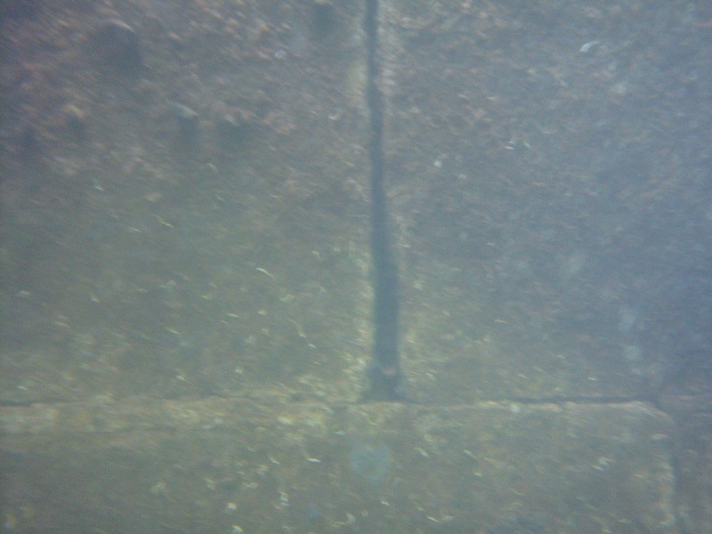 Подводное нанесение герметика 